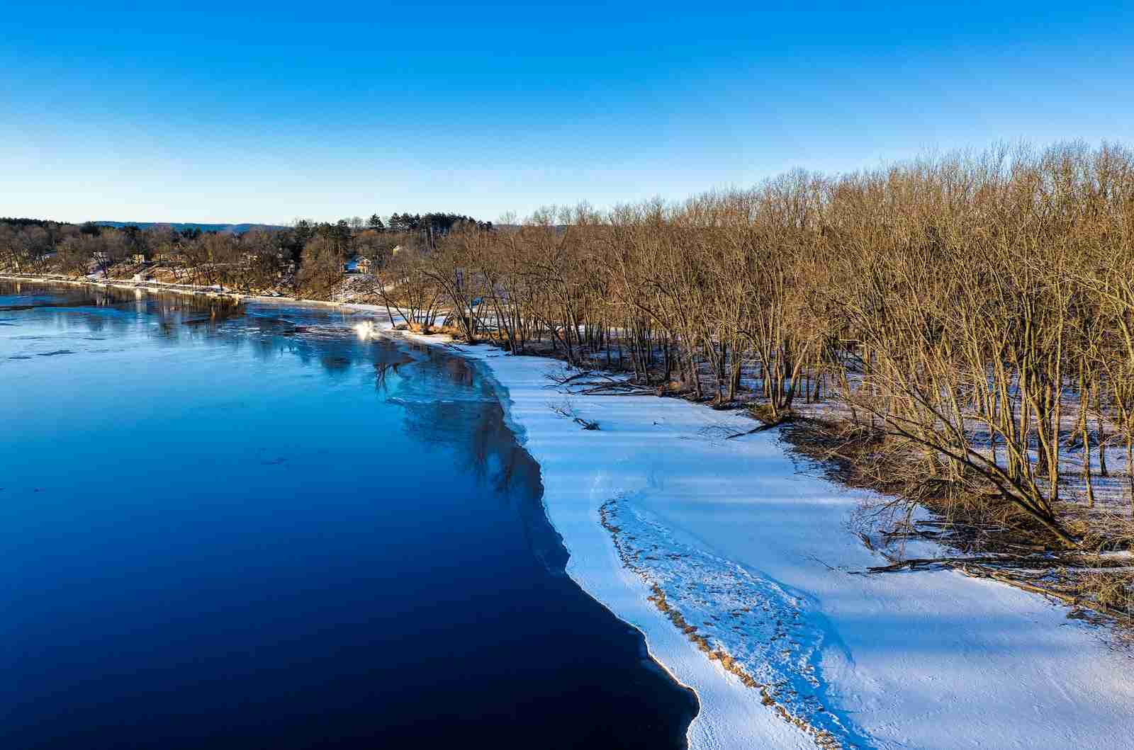 Mississippi River image