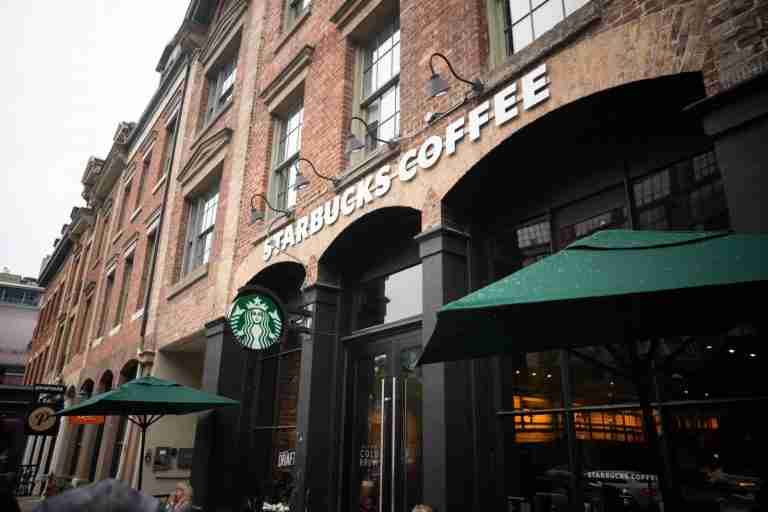 Starbucks Coffee building during daytime