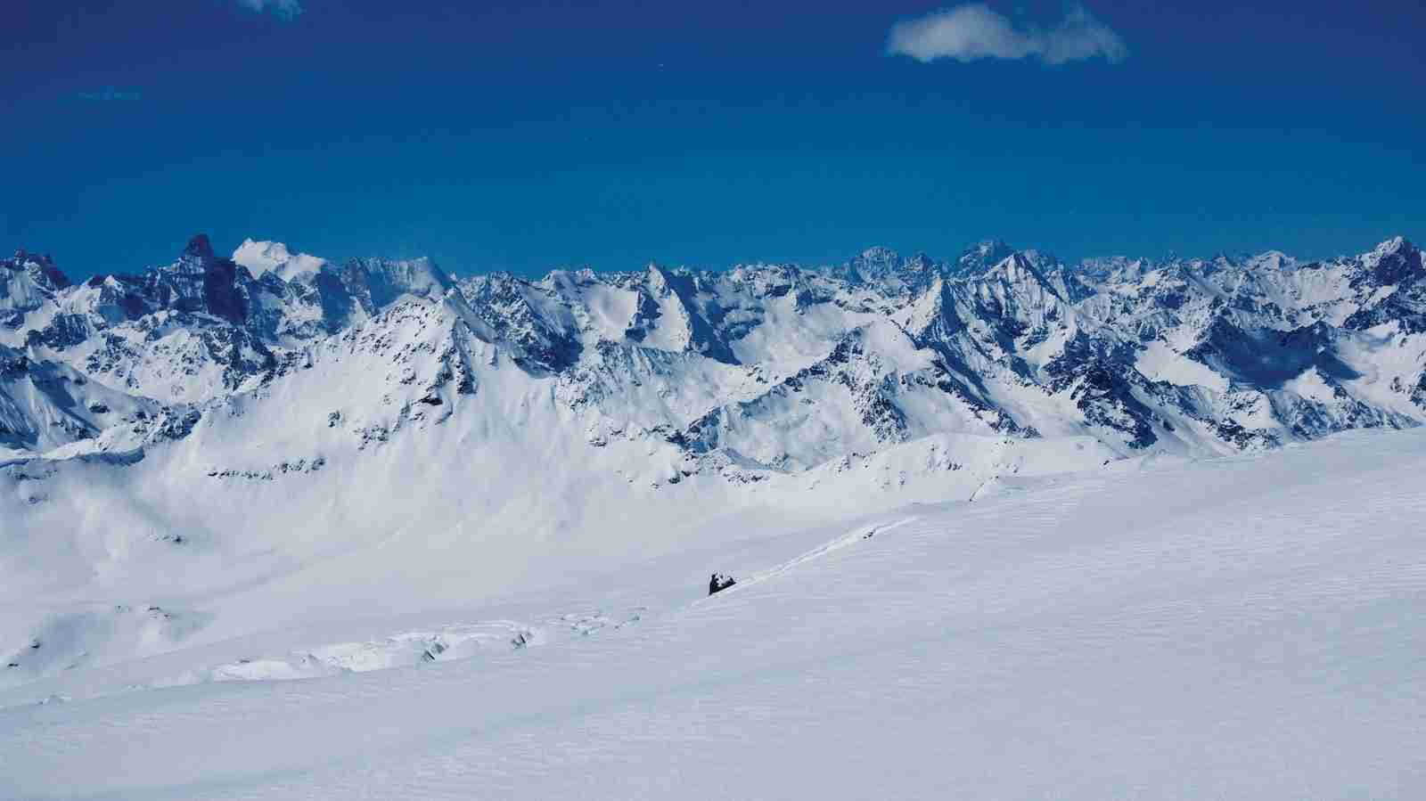 snow covered mountain under blue sky during daytime