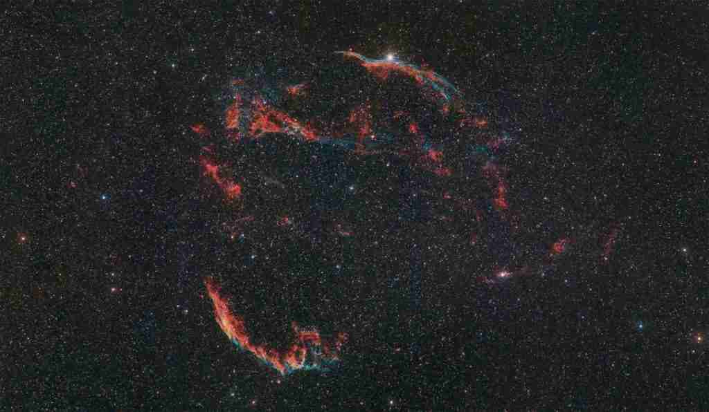 galaxy at night: fun facts about a supernova.