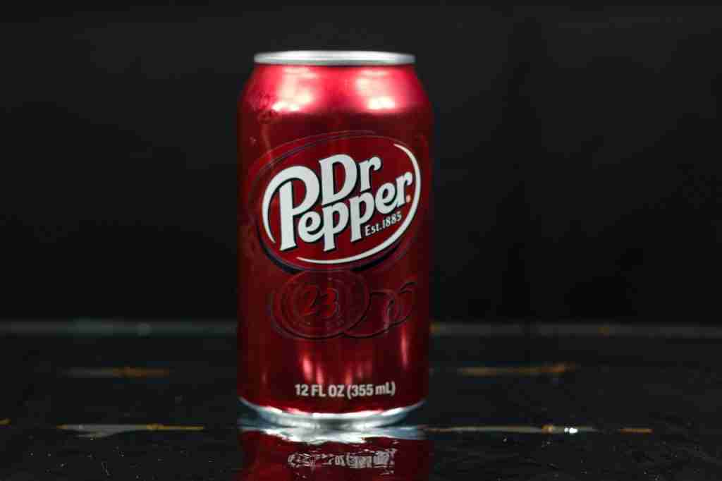 soda, dr pepper, soda can