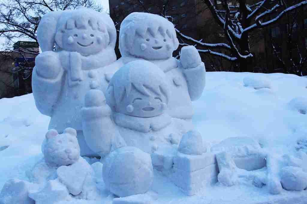 snow carving, snow art, festival