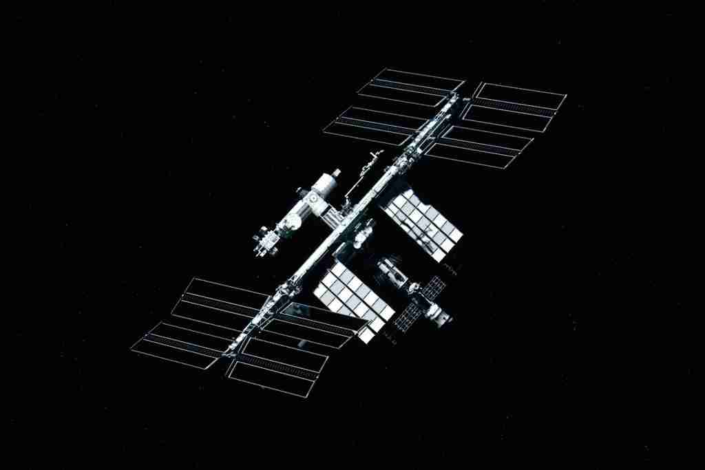 a space station, fun facts about space