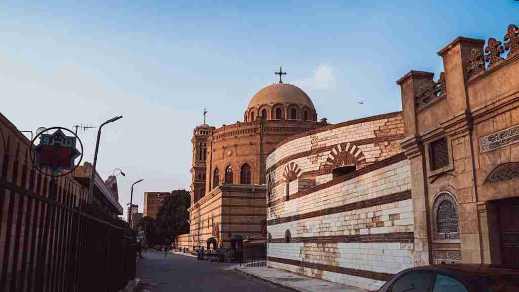 a large building with a dome on top of it